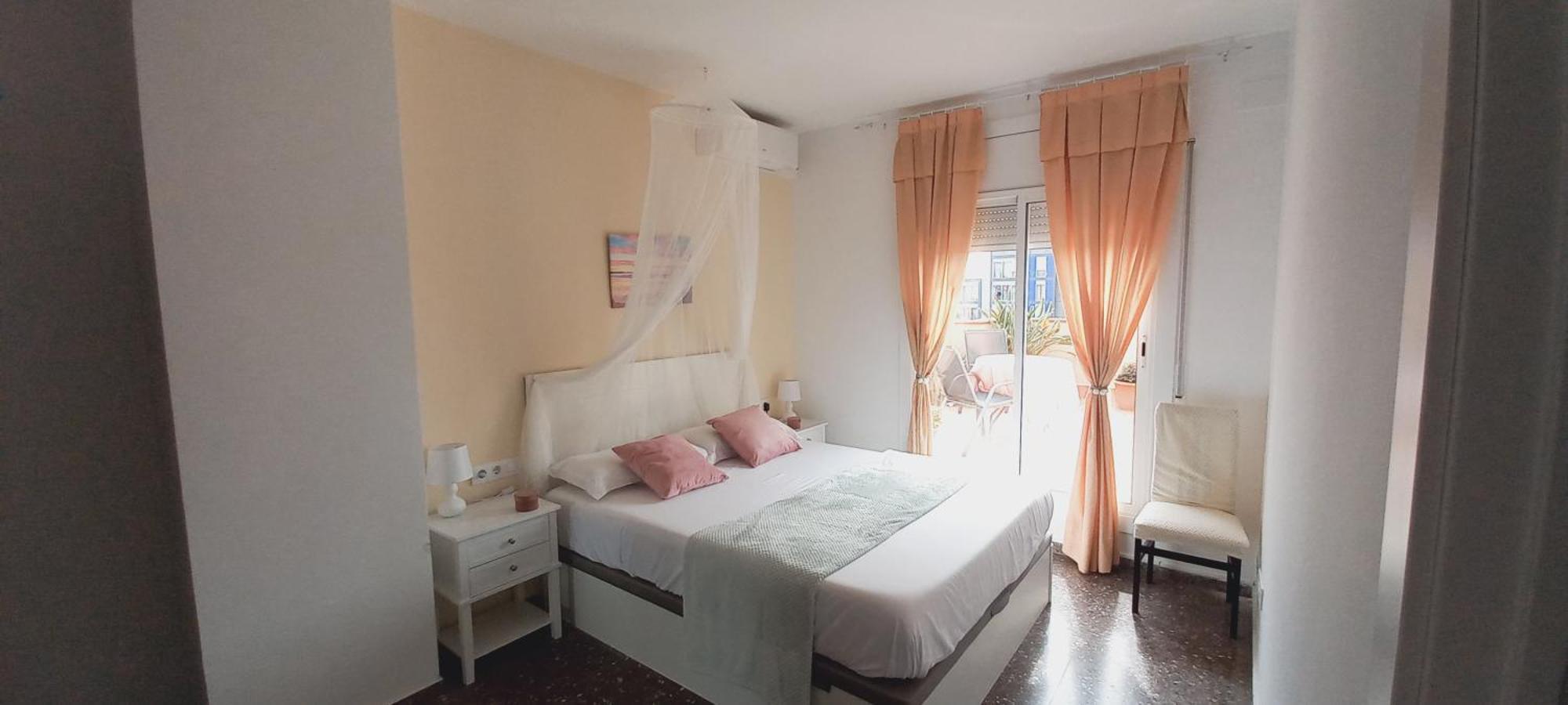 Cozy And Sunny Penthouse Fira Bcn Daire L'Hospitalet de Llobregat Dış mekan fotoğraf