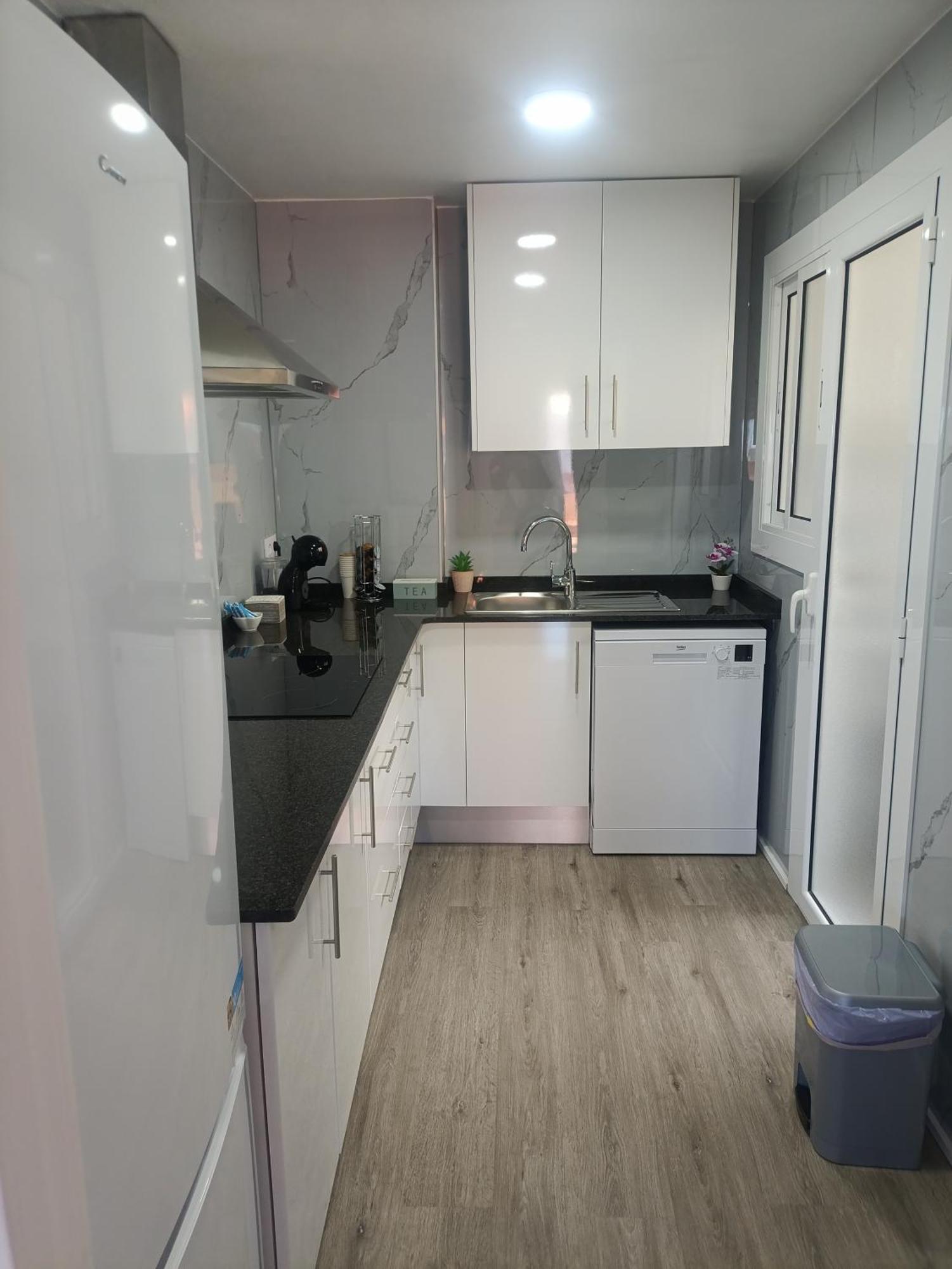 Cozy And Sunny Penthouse Fira Bcn Daire L'Hospitalet de Llobregat Dış mekan fotoğraf